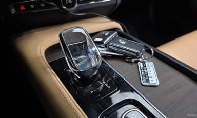 S90