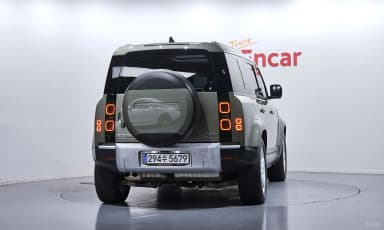Defender (L663)