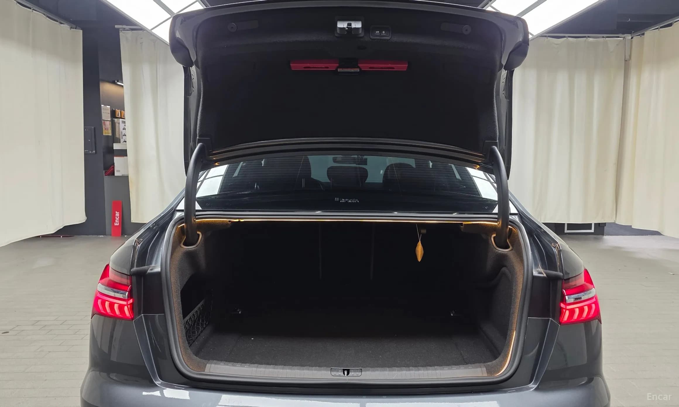 A6 (C8)