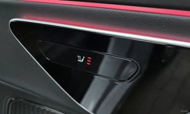 E-Class W214