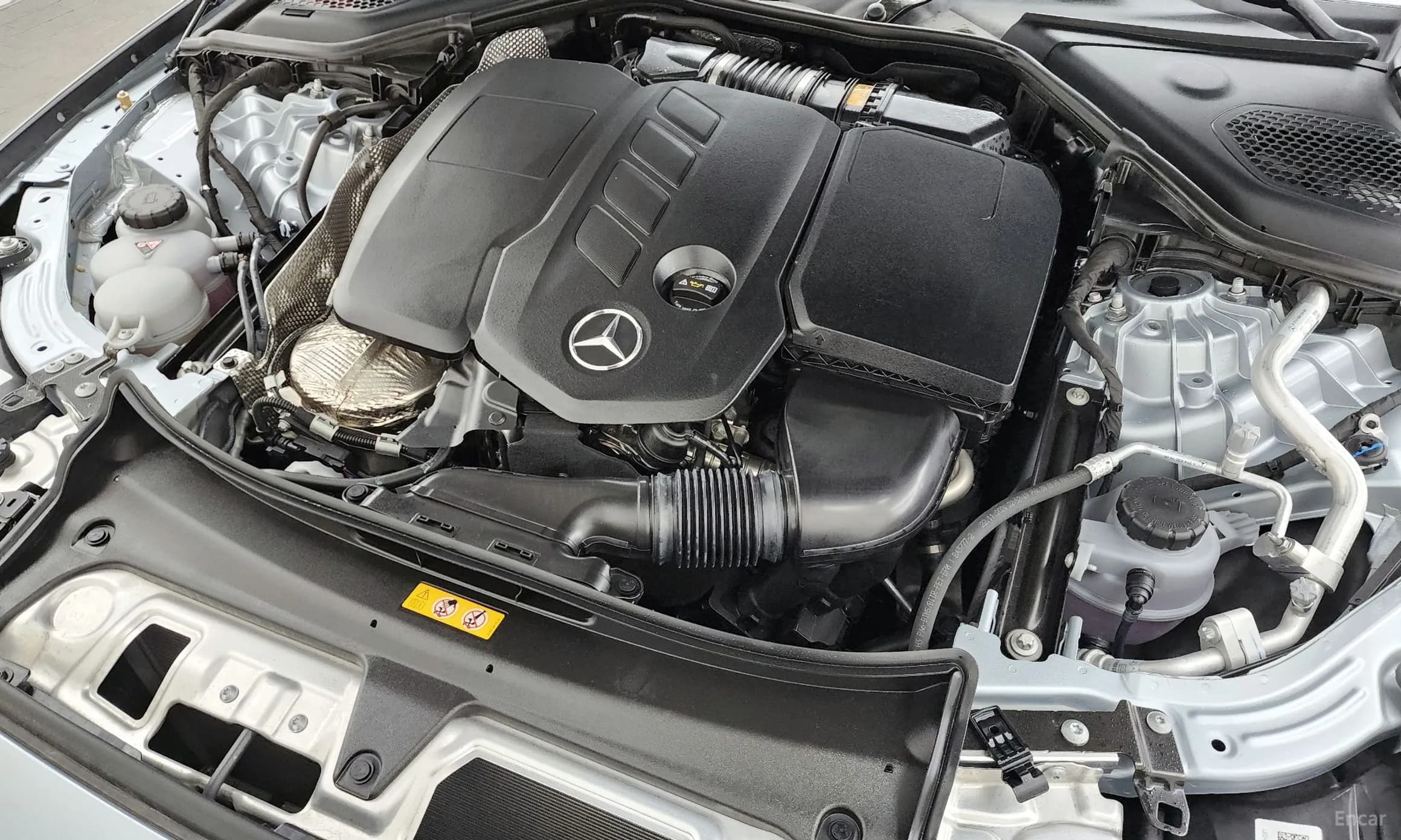 E-Class W214