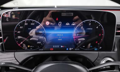 E-Class W214