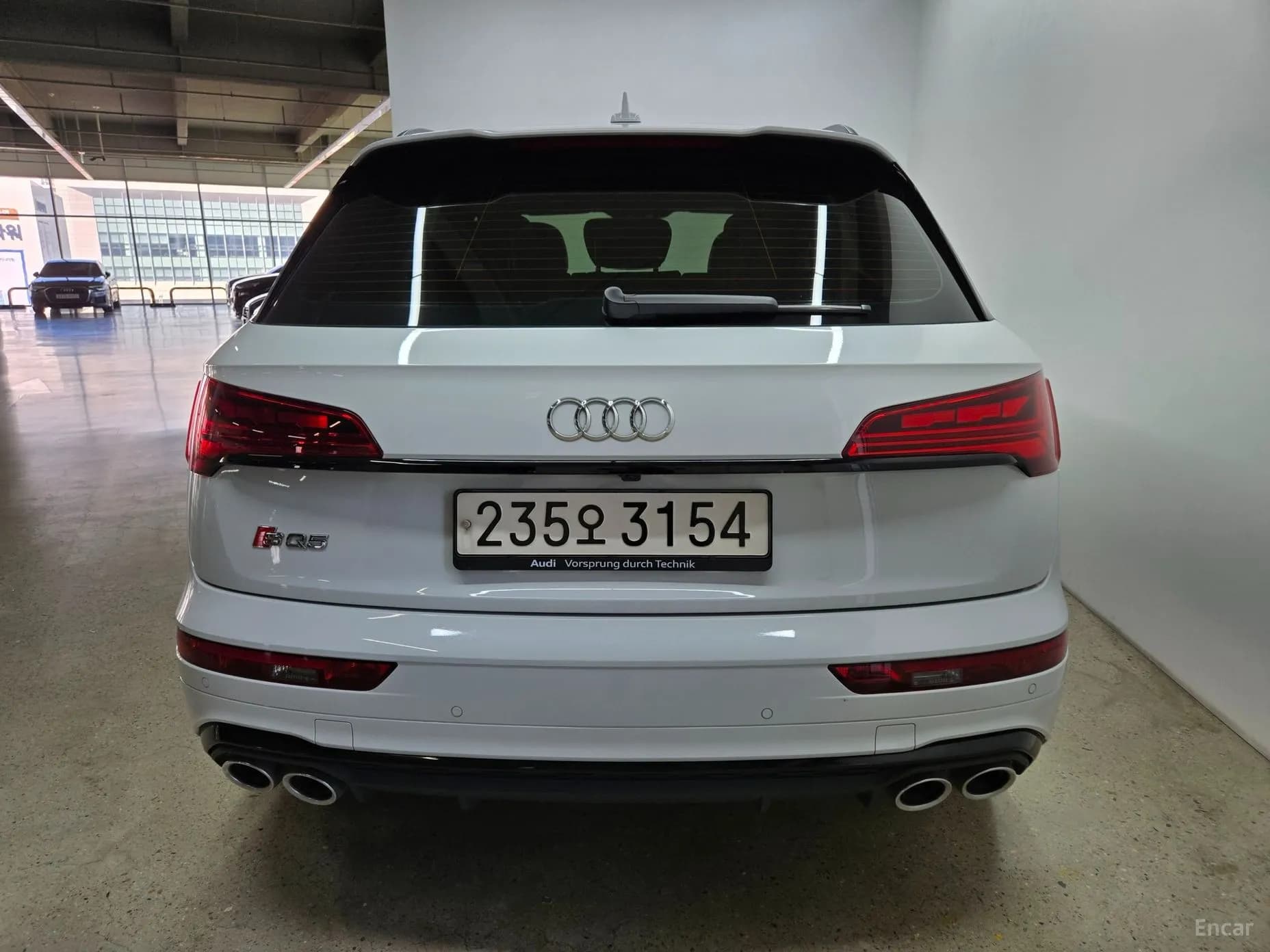 SQ5 (FY)