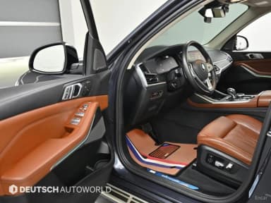 X7 (G07)