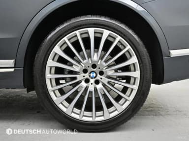 X7 (G07)