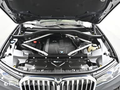 X7 (G07)
