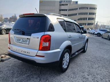 Rexton W