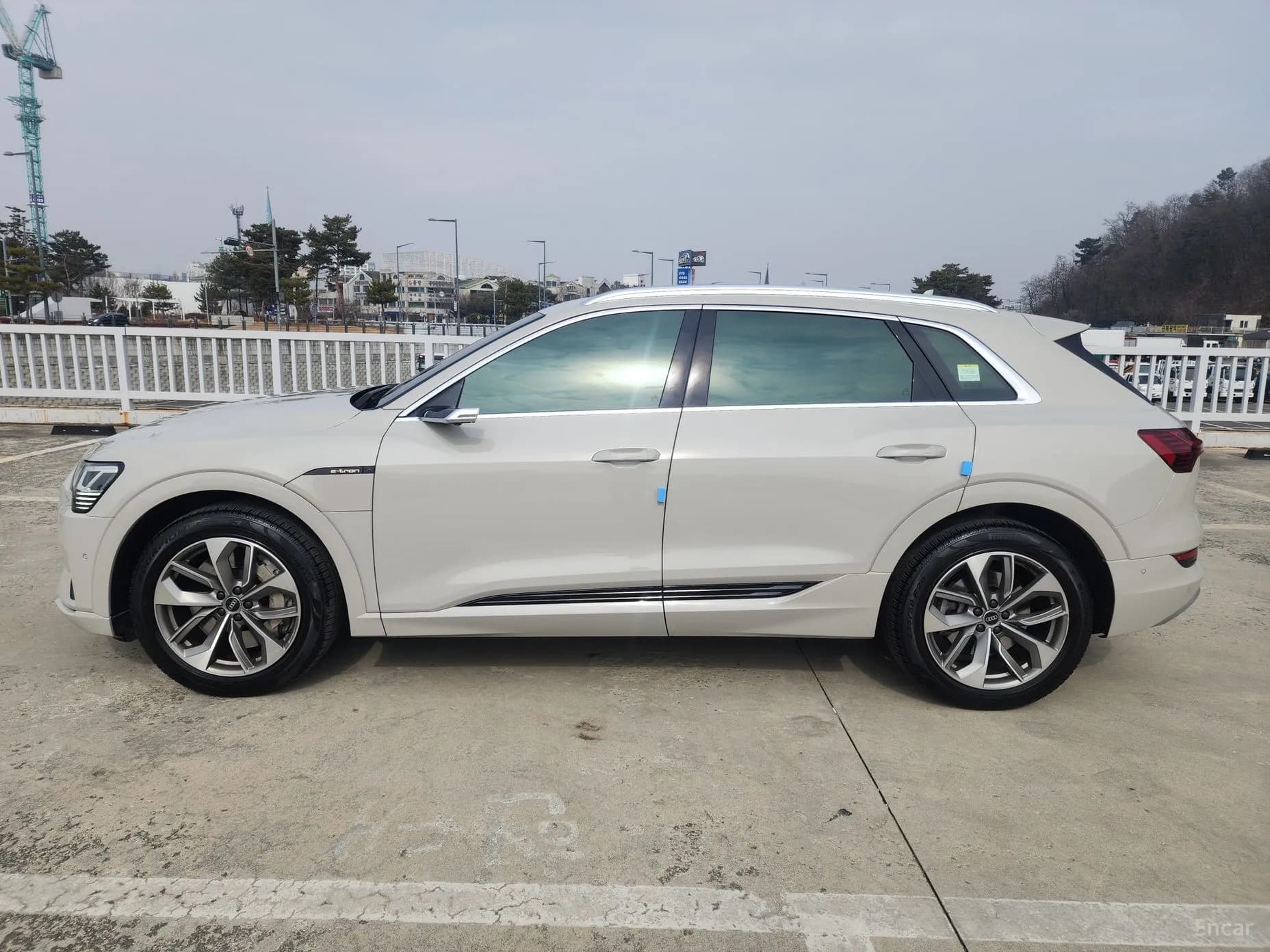 e-tron