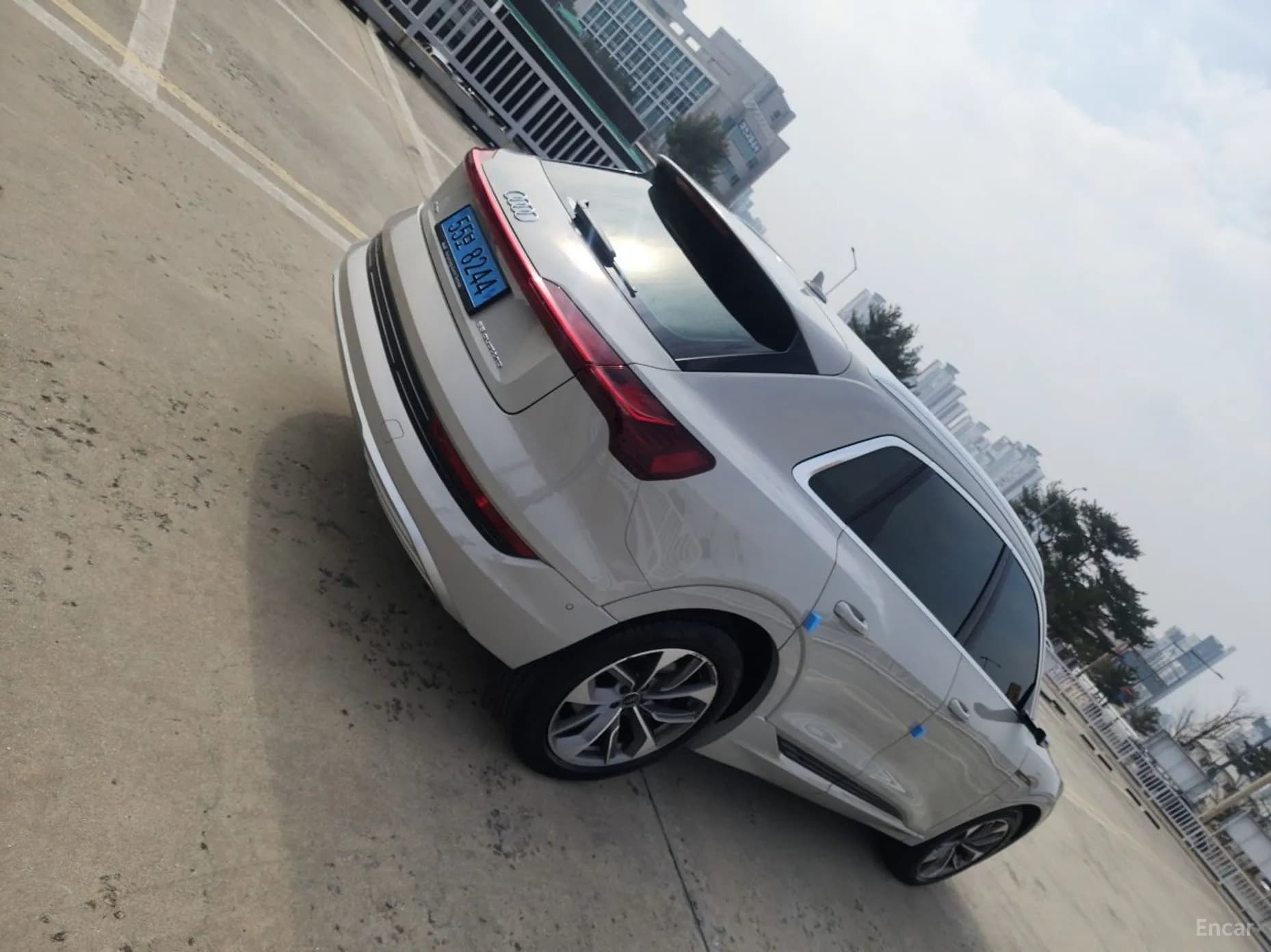 e-tron