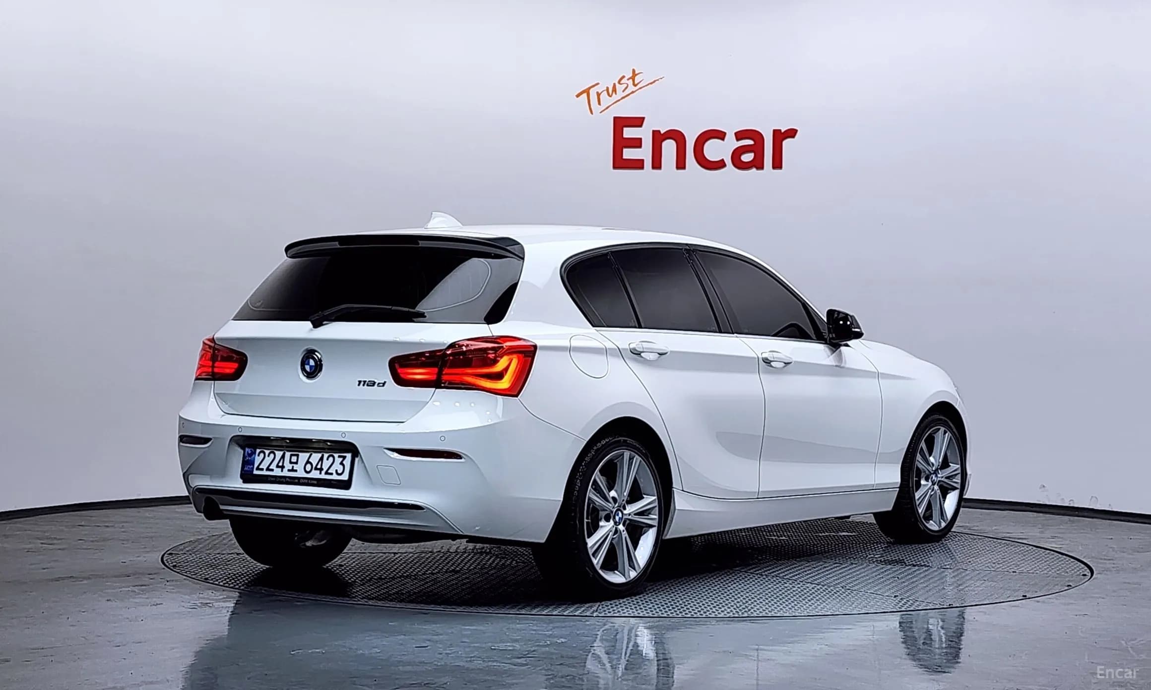 1 Series (F20)