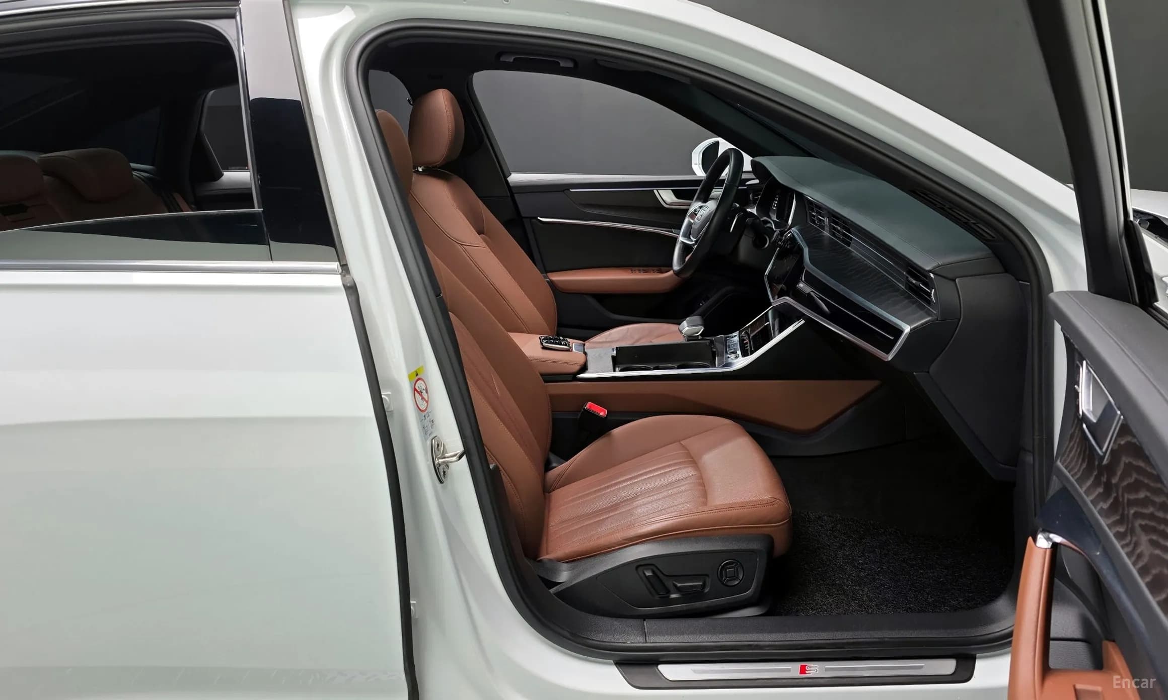 A6 (C8)
