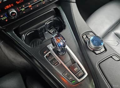 6 Series (F12)