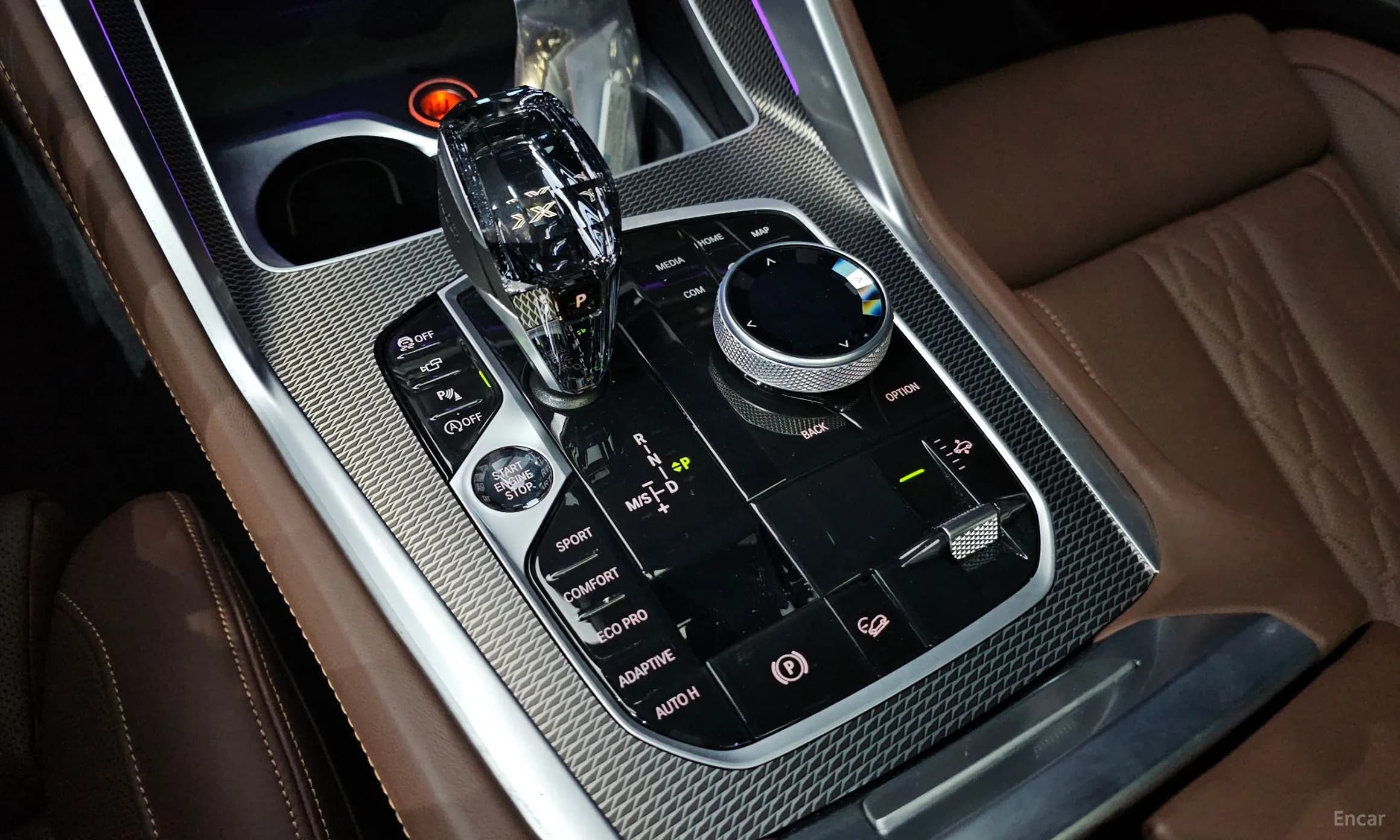 X6 (G06)