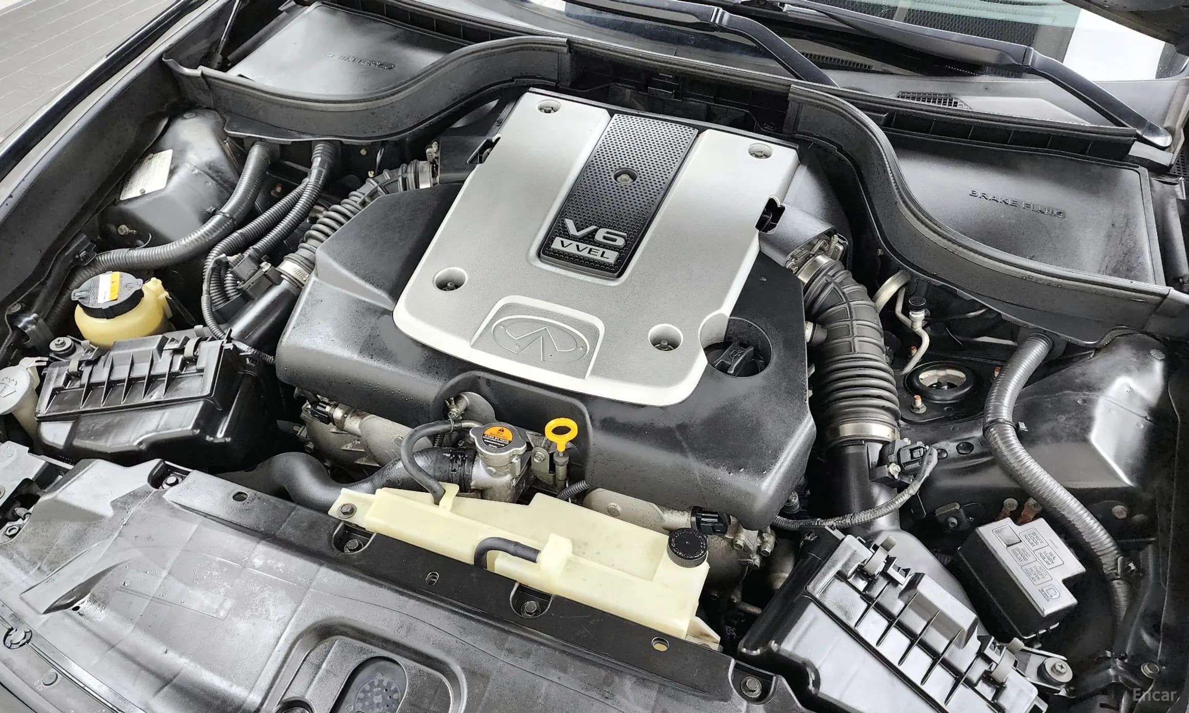 G37