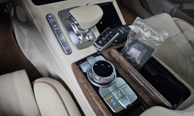 G90