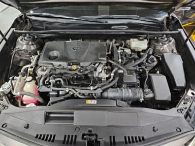 Camry (XV70)