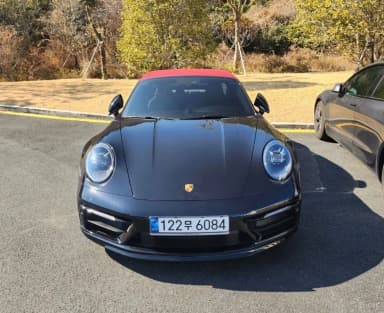 911 (992)