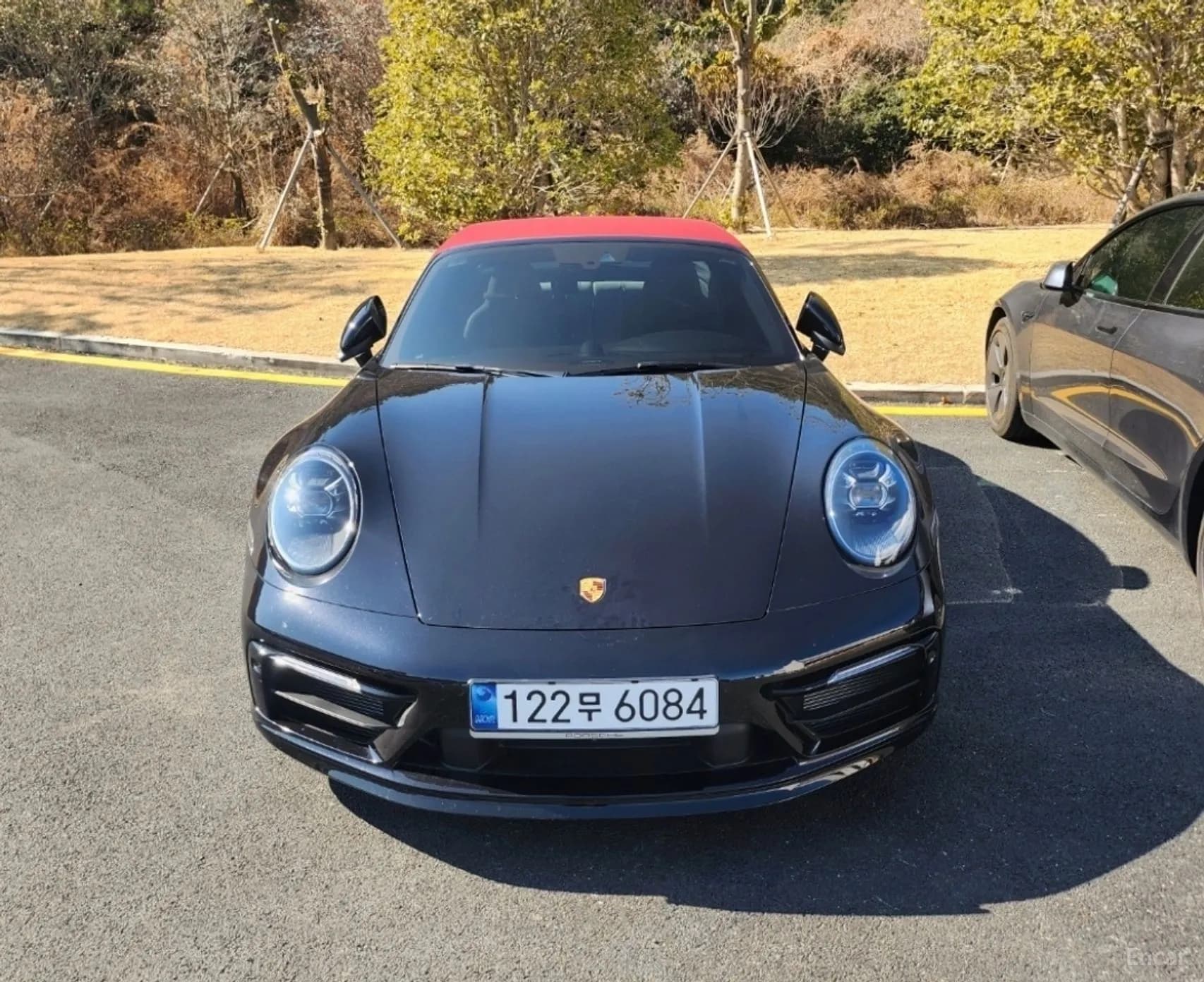 911 (992)