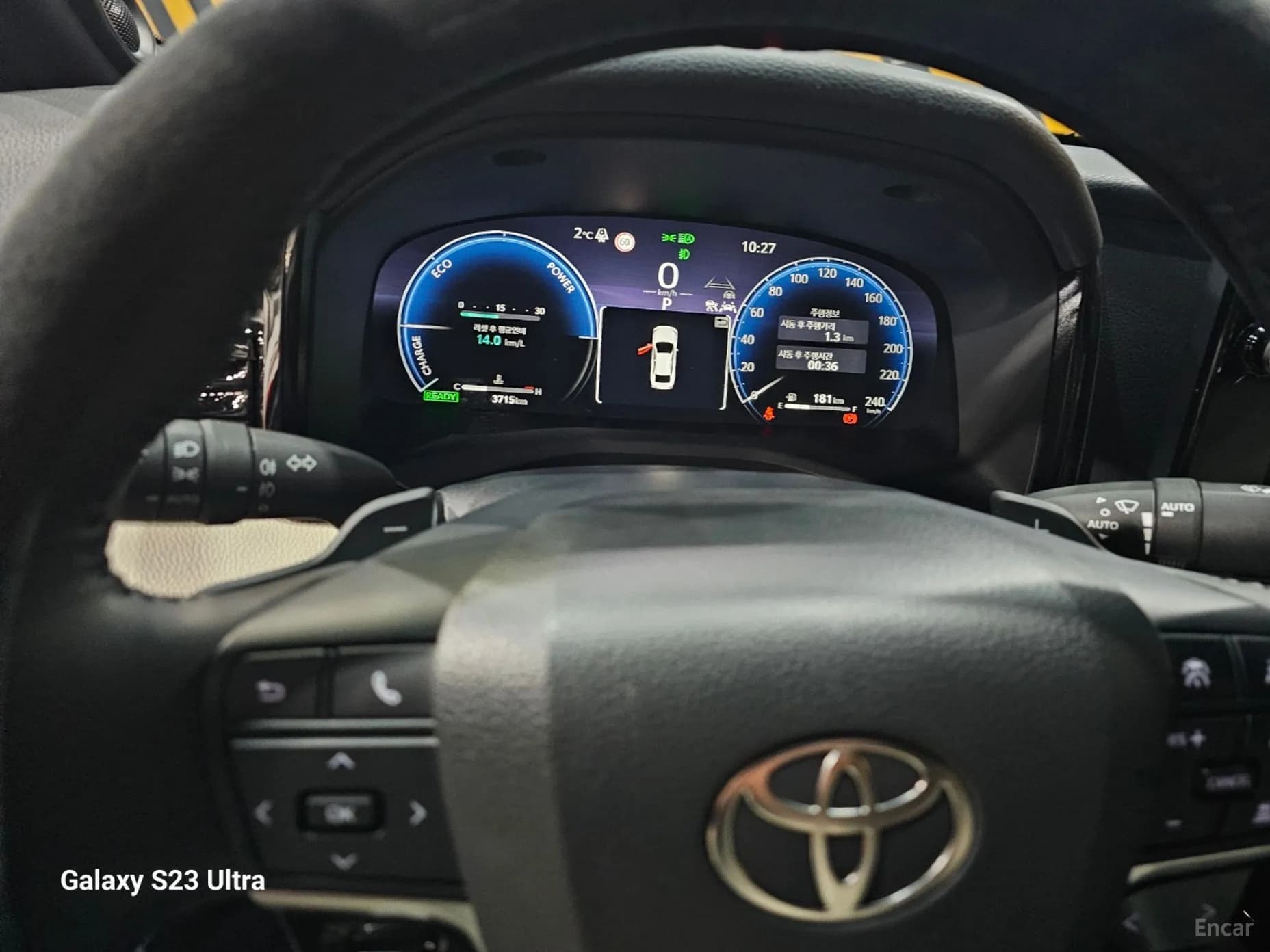 Camry (XV80)
