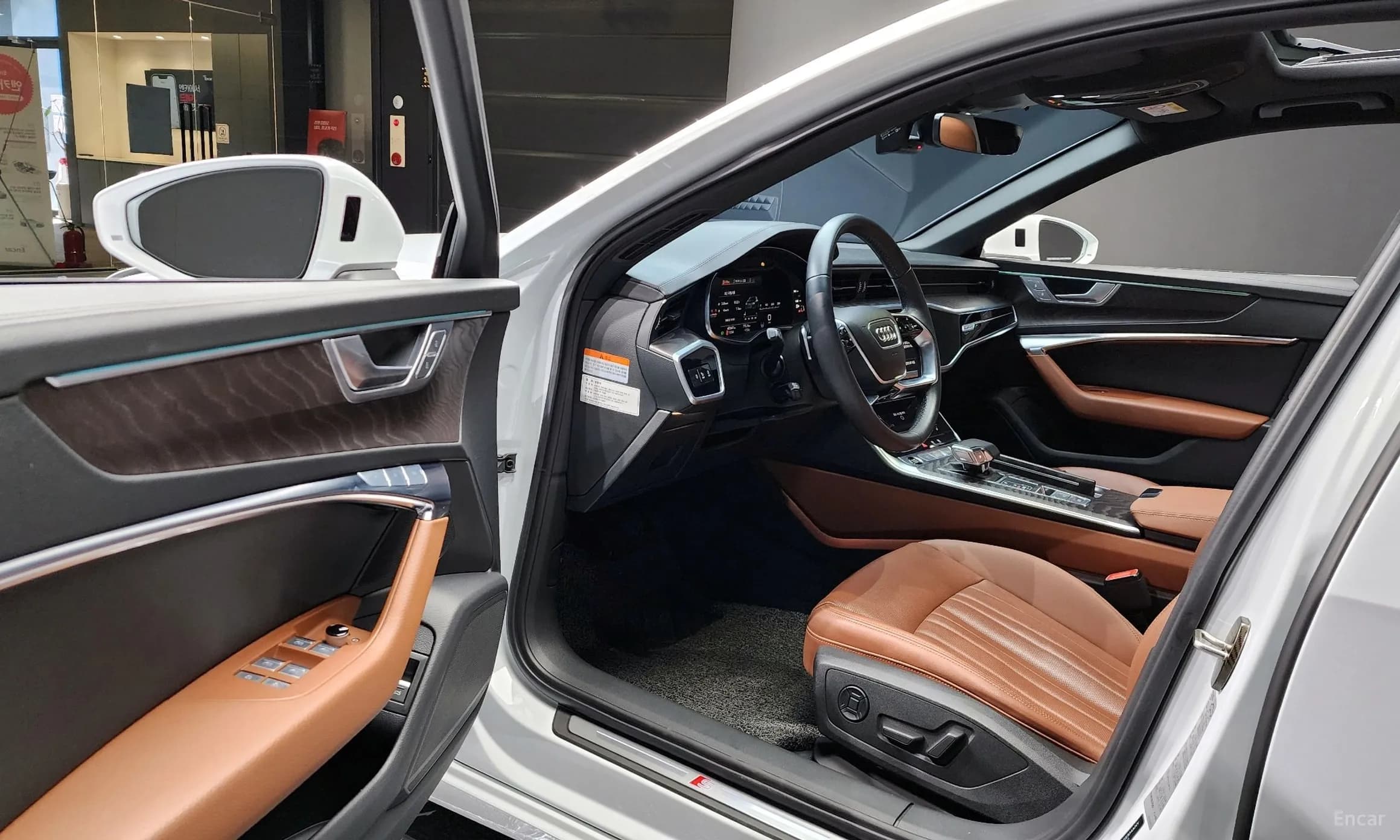 A6 (C8)