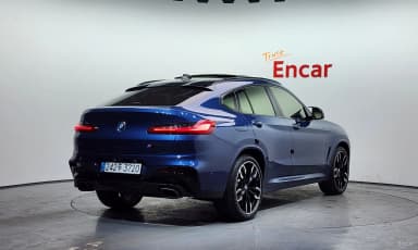 X4 (G02)