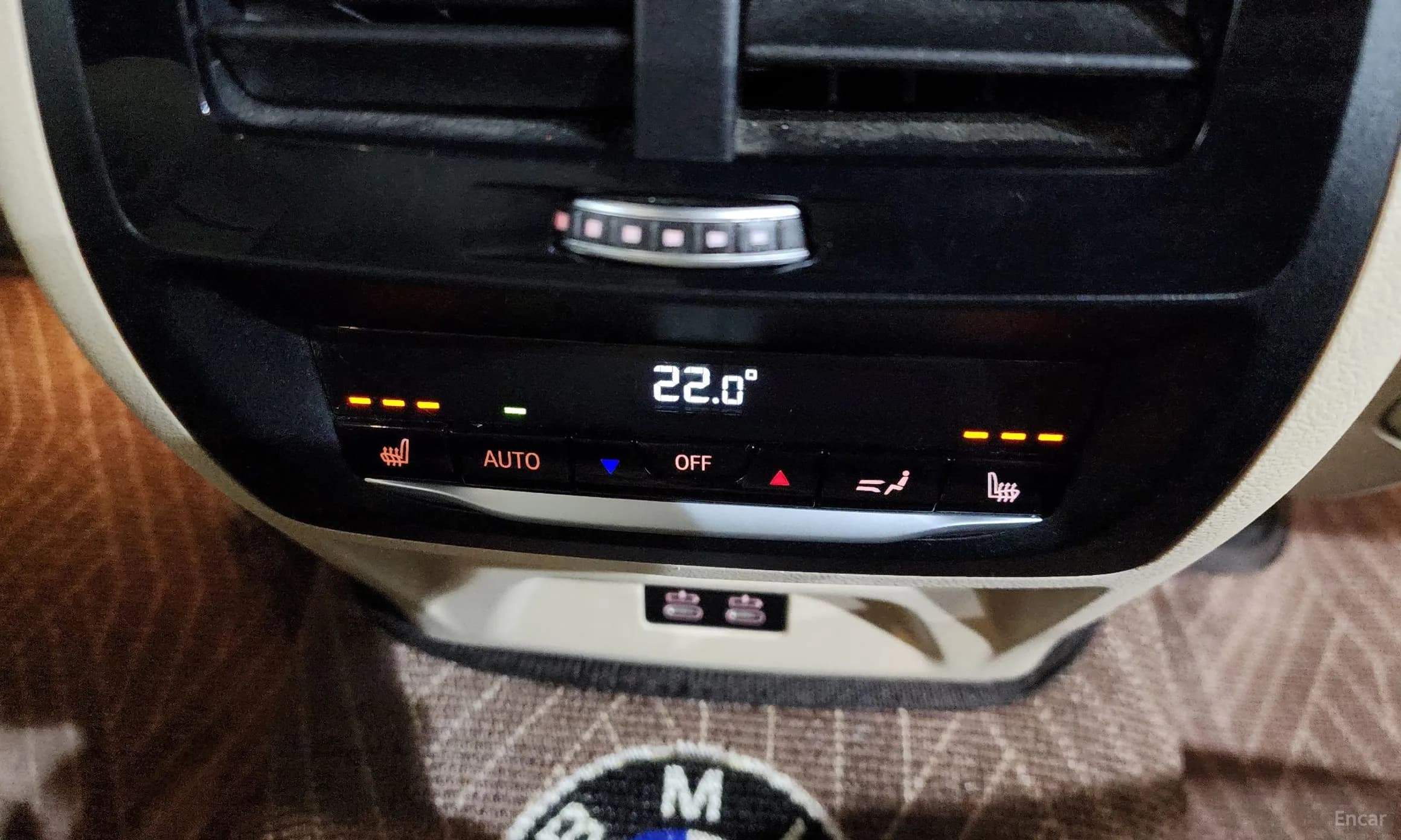 X4 (G02)