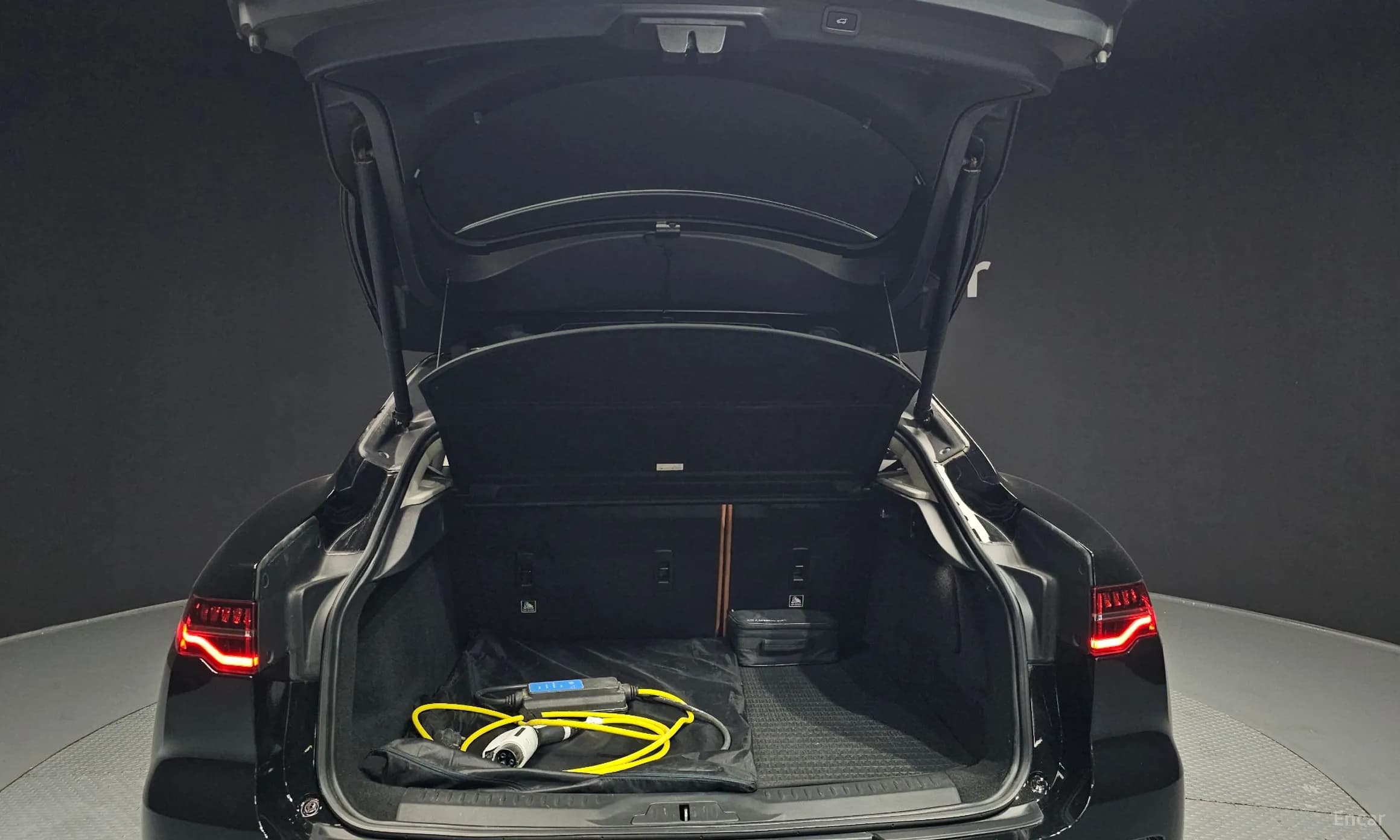 I-PACE