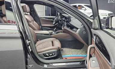 5 Series (G30)