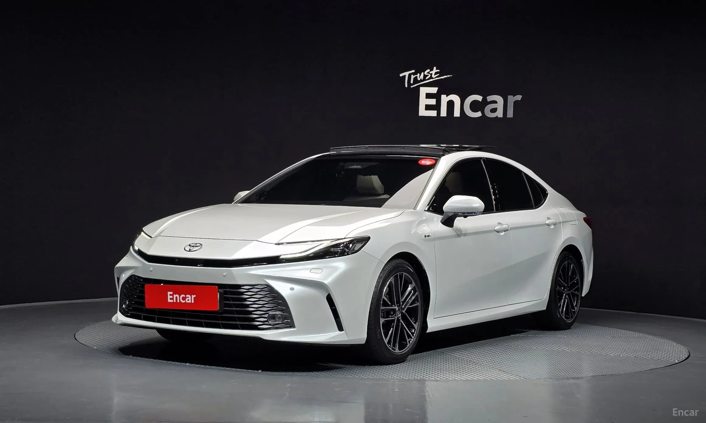 Camry (XV80)
