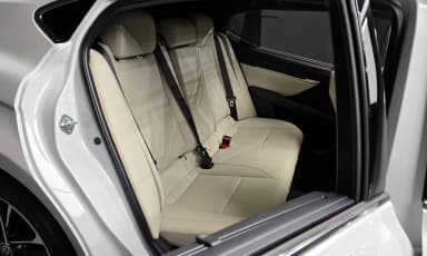 Camry (XV80)