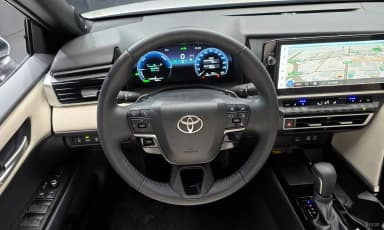 Camry (XV80)