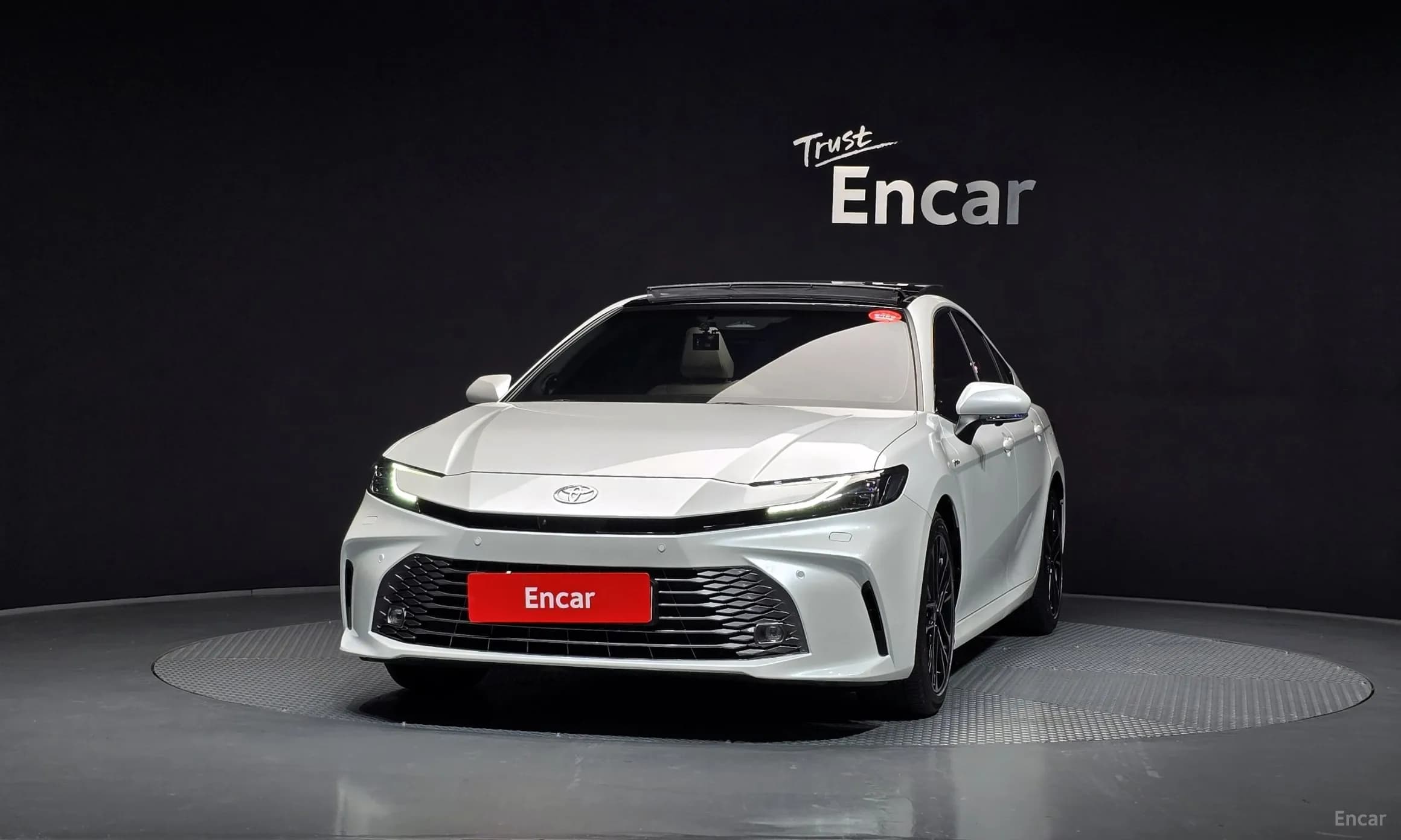 Camry (XV80)