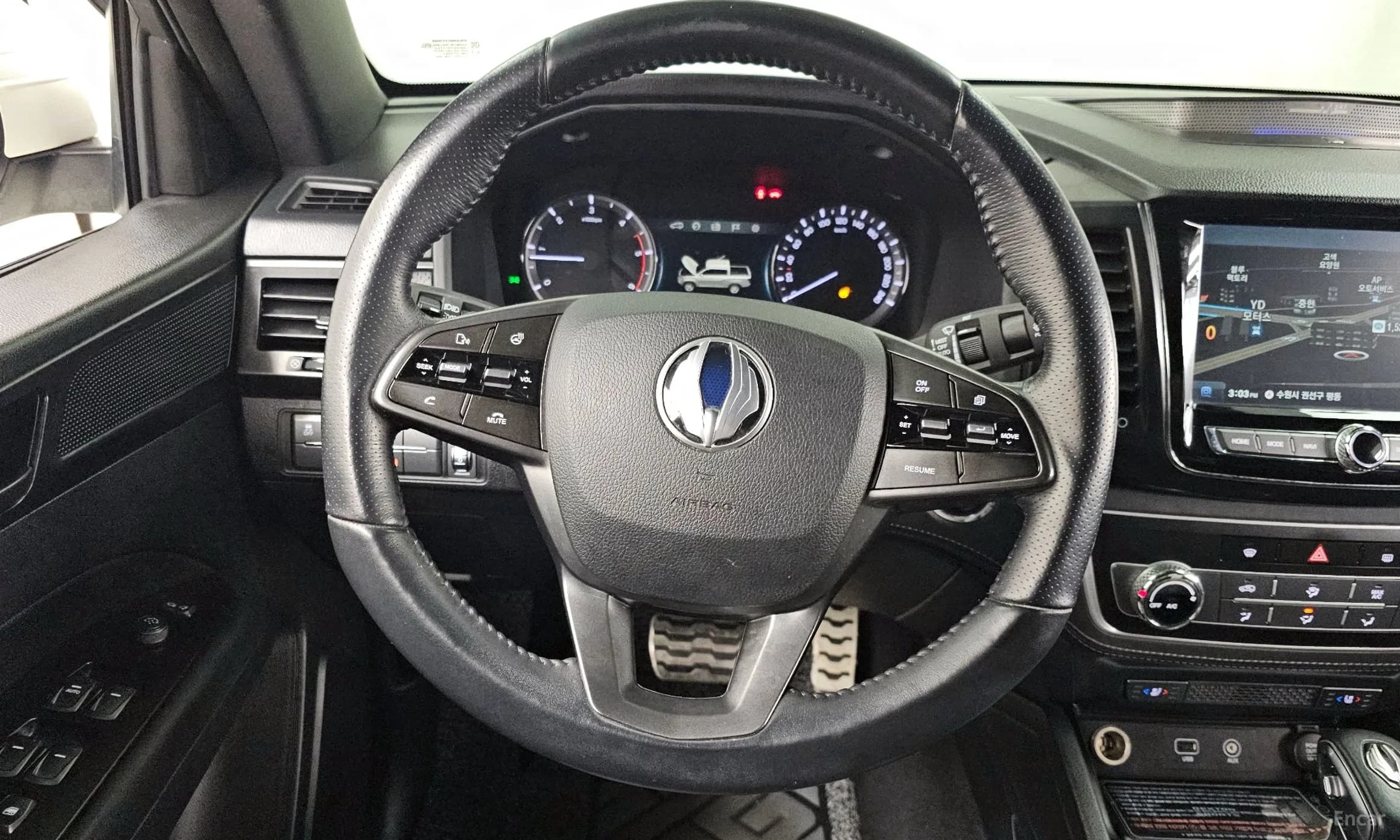 Rexton Sports Khan