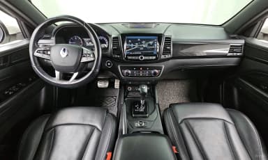Rexton Sports Khan