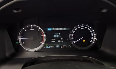 Rexton Sports Khan