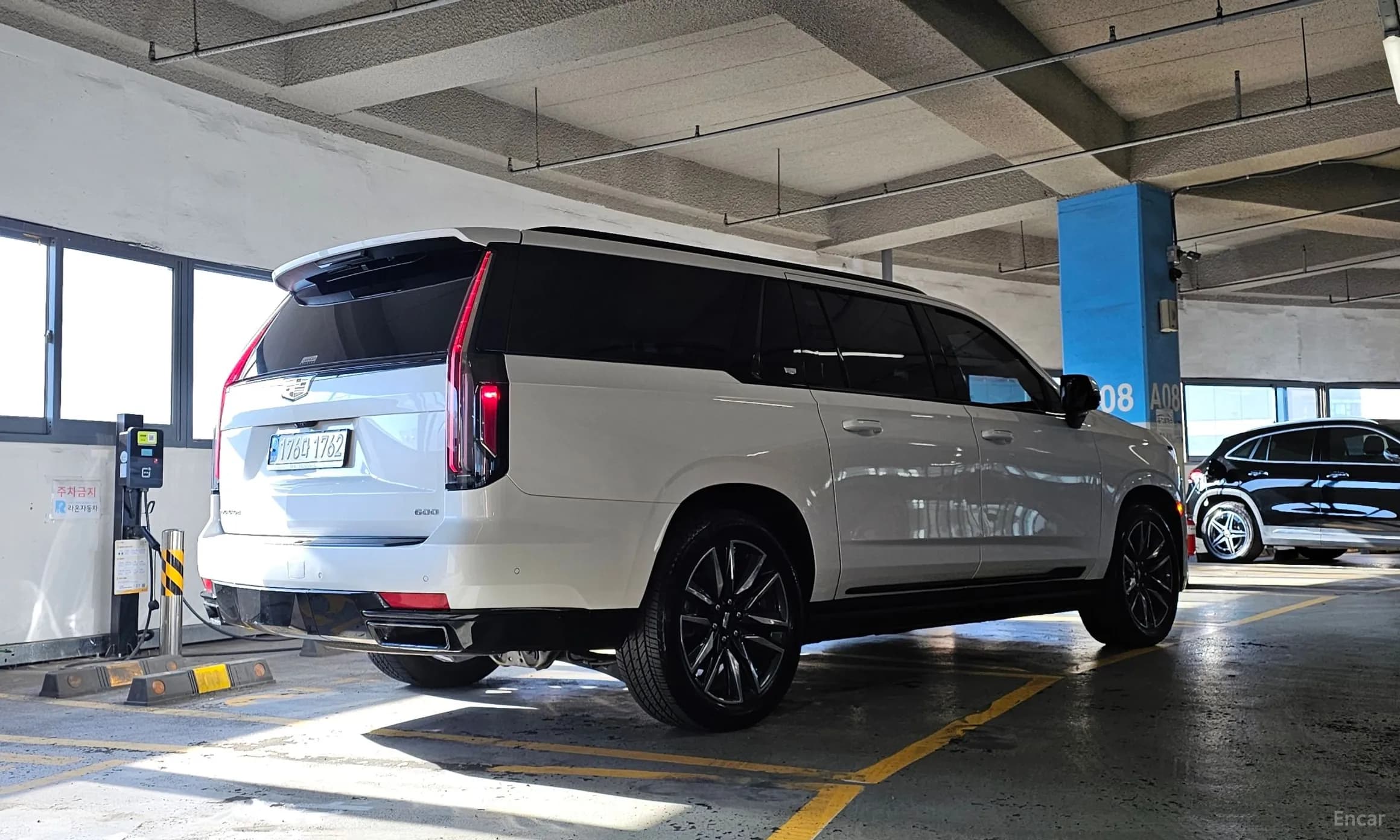 Escalade 5th Generation