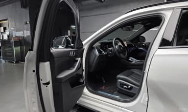 X6 (G06)
