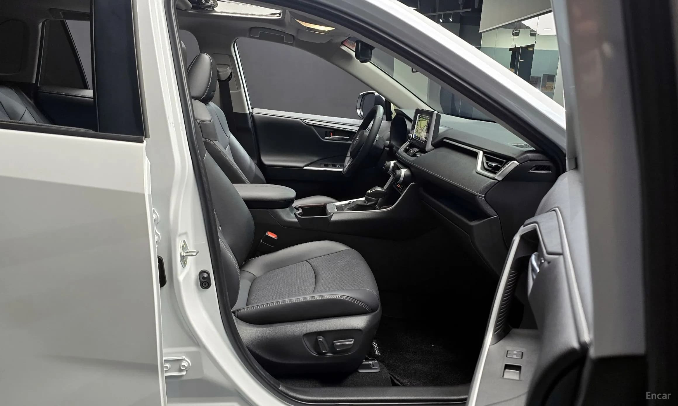 RAV4 5th Generation