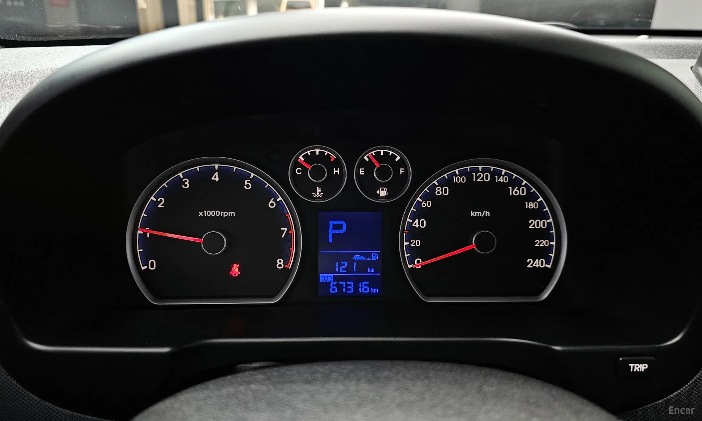 i30