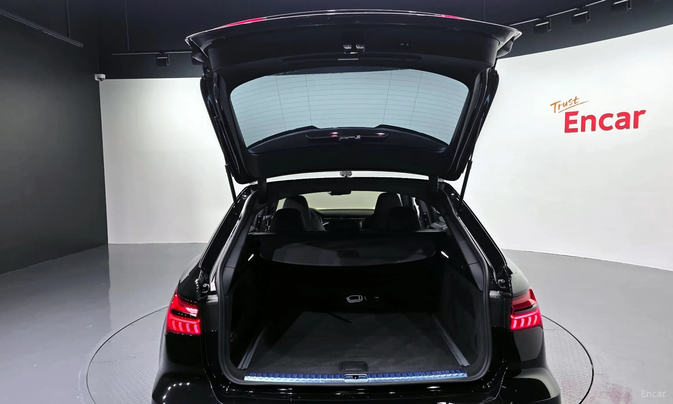 RS6 (C8)
