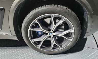X5 (G05)