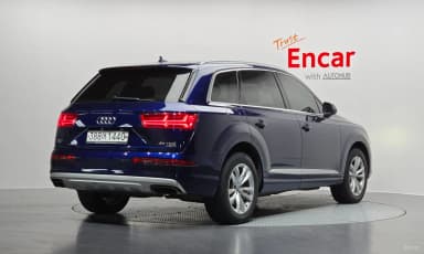 Q7 (4M)