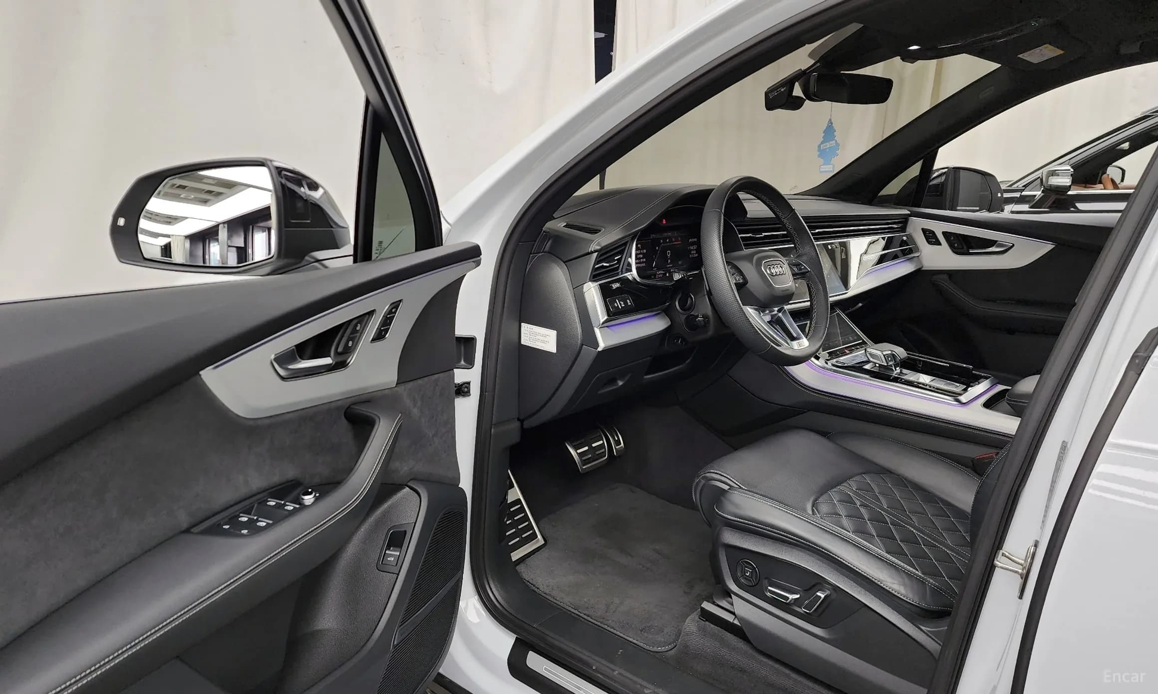Q7 (4M)