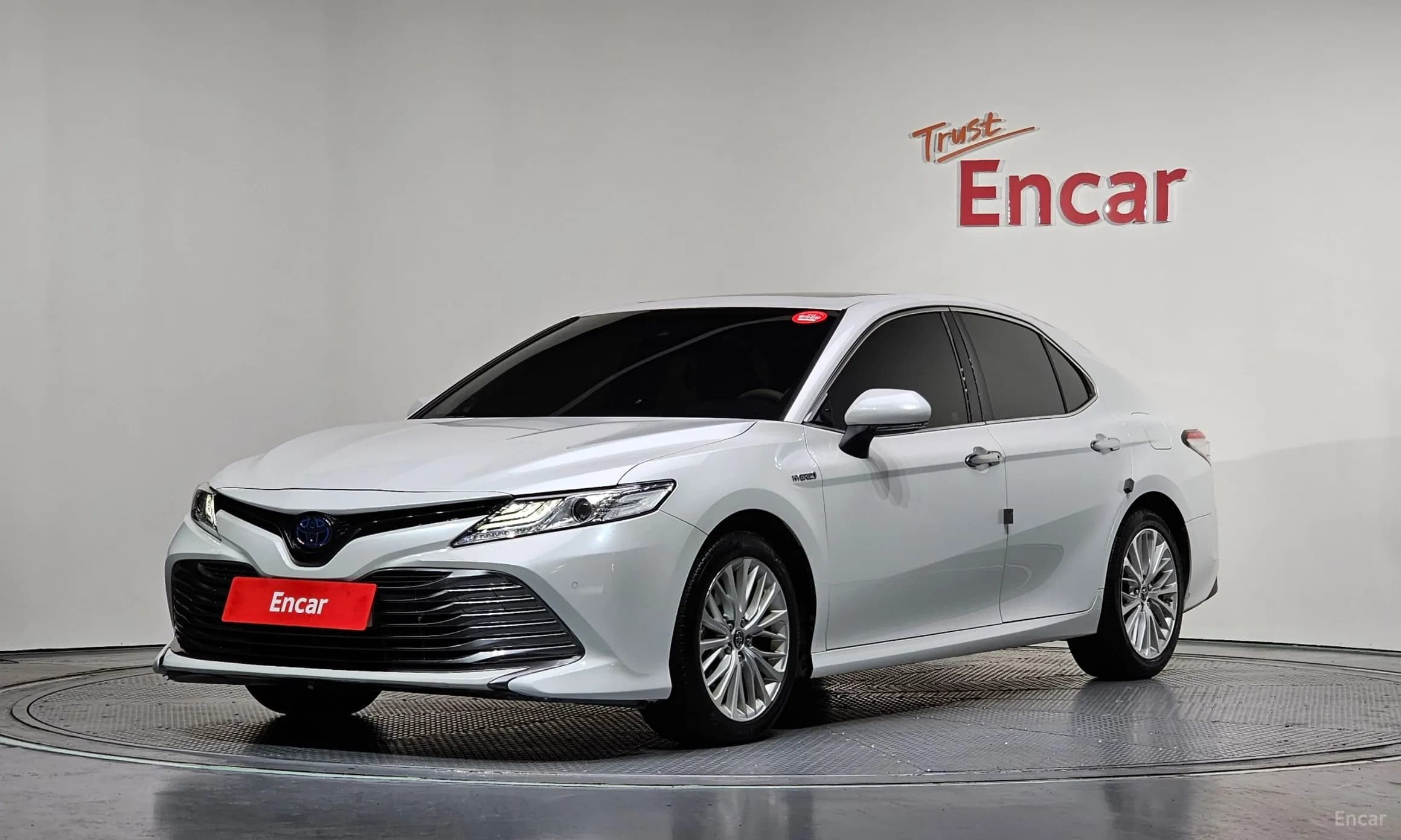 Camry (XV70)