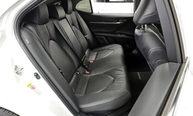 Camry (XV70)