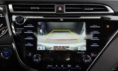 Camry (XV70)