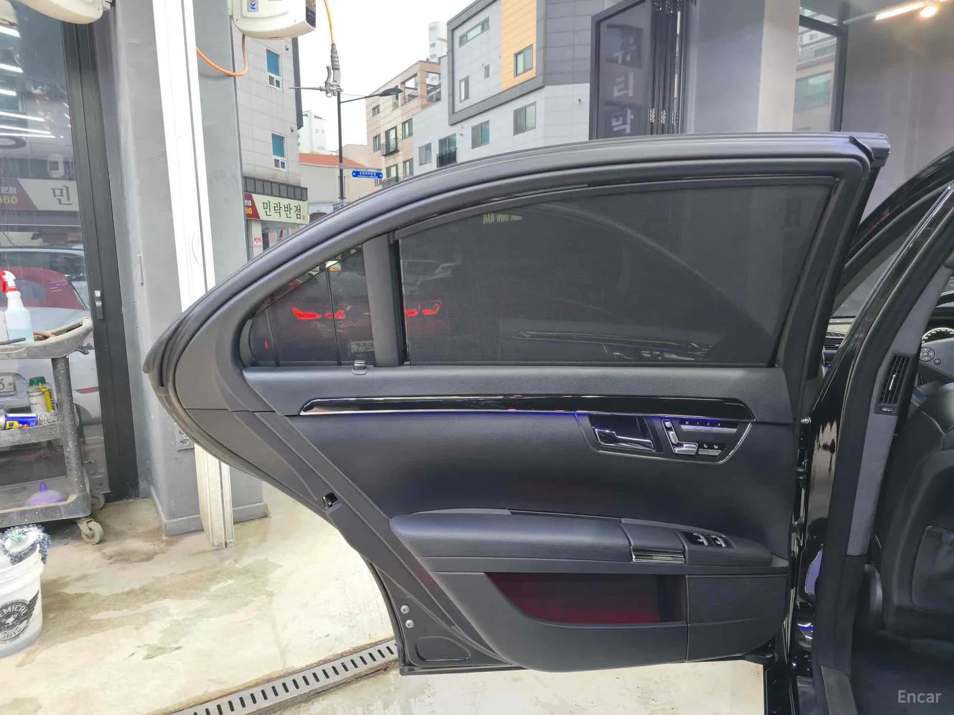 S-Class W221