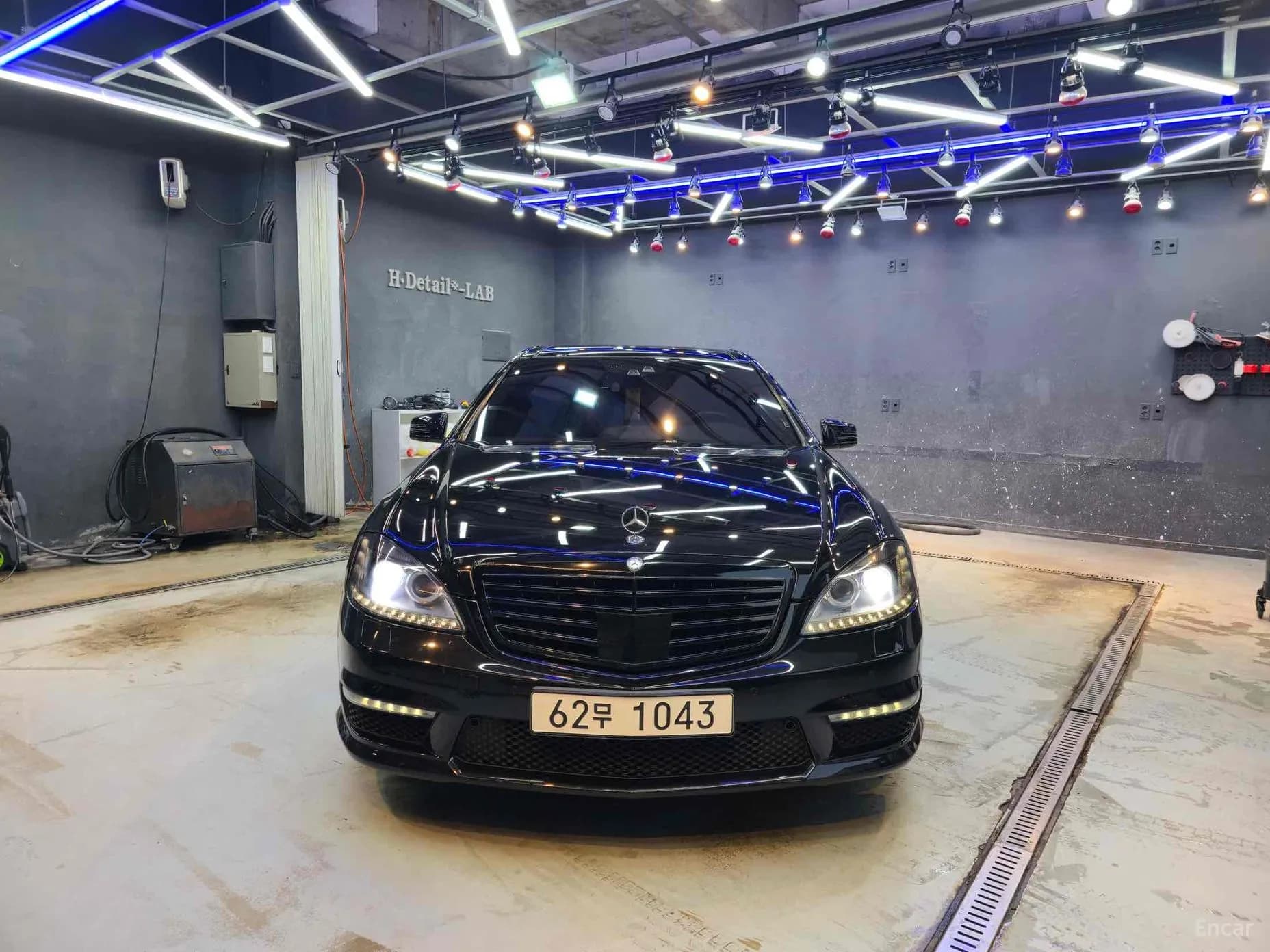 S-Class W221