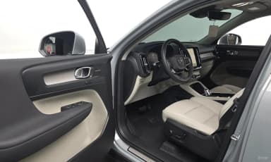 XC40