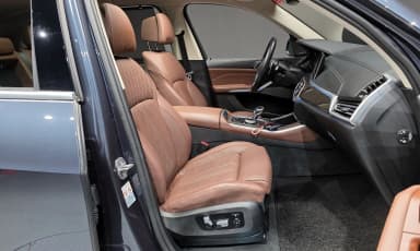 X5 (G05)